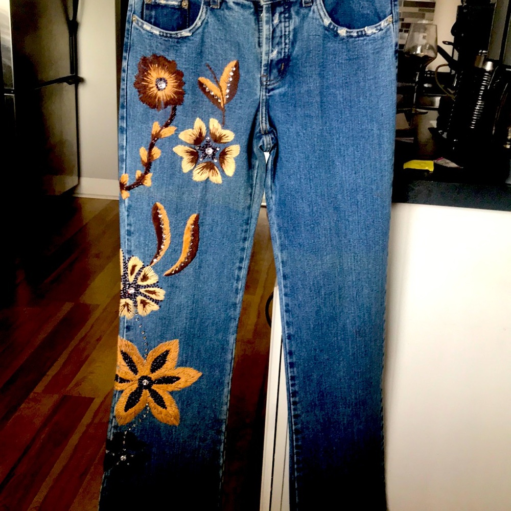 Le Jealous Embroidered Low Rise Women’s Jeans